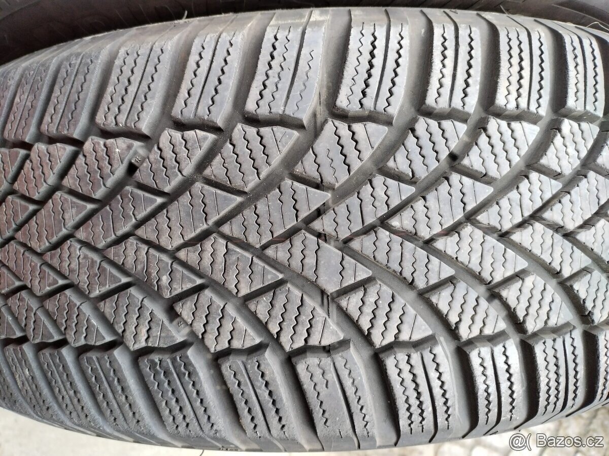 215/65/17 zimni pneu conti bridgestone 215/65 R17 - 4