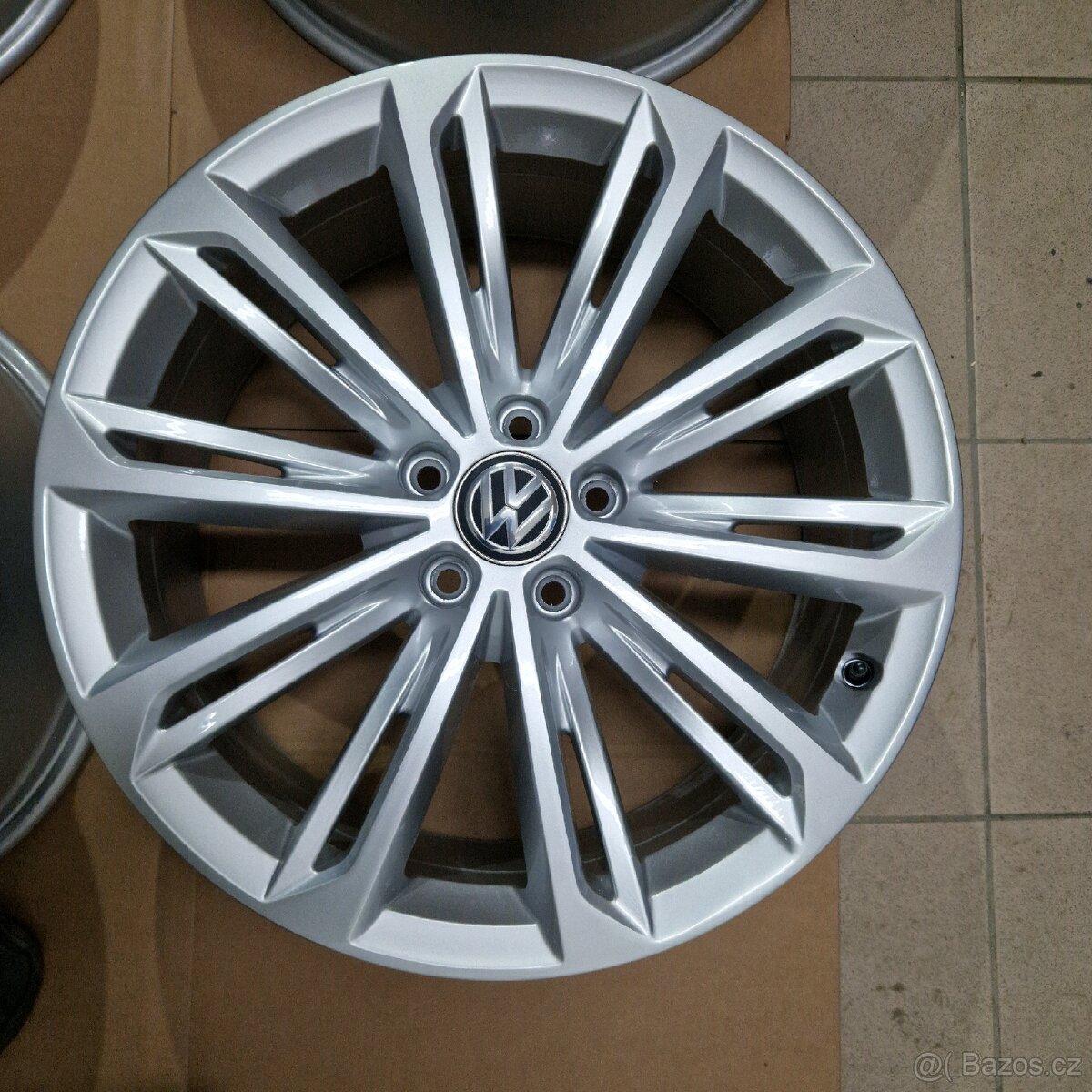 Alu kola passat b8 - 4