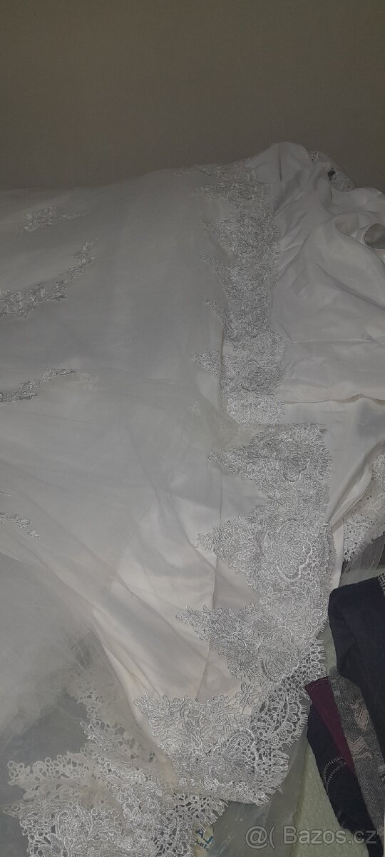 Svatební šaty + dekorace na auto - 4