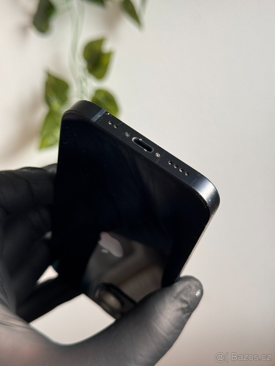 iPhone 13 mini 128GB černý - 4