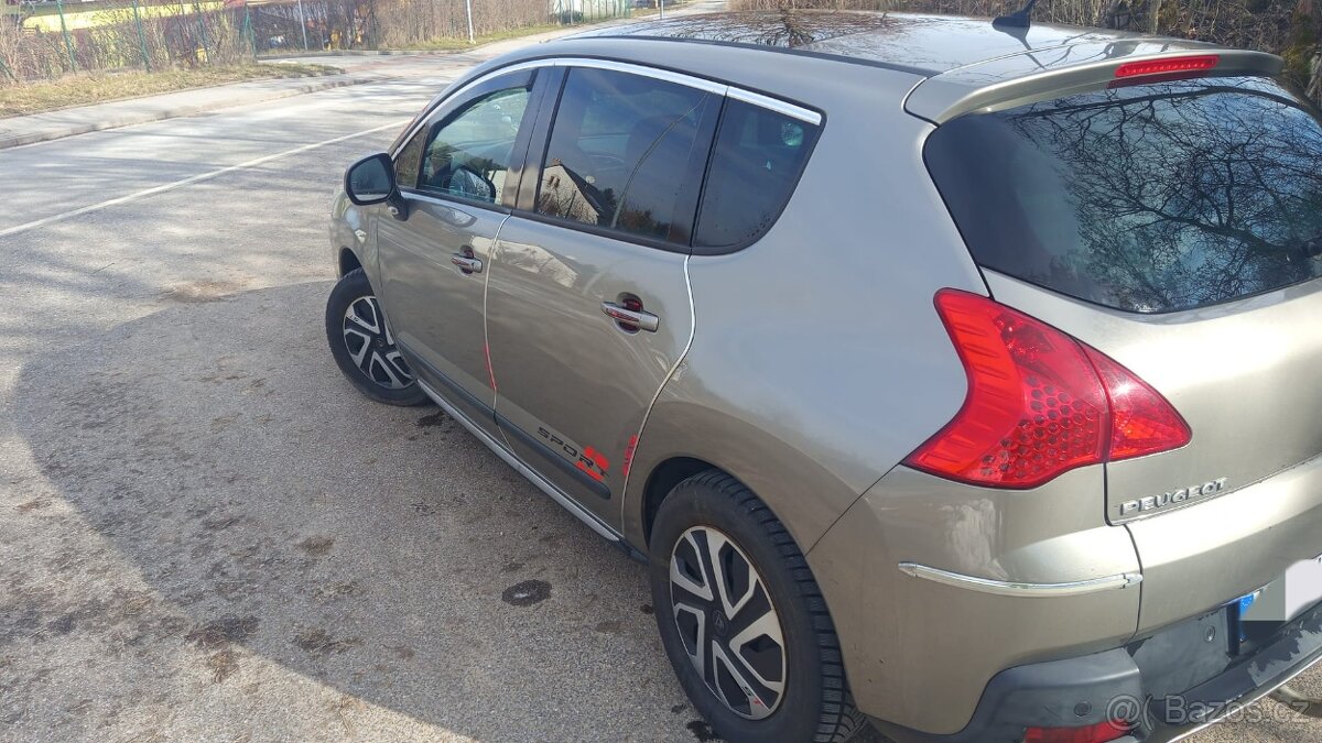PEUGEOT 3008 - 4