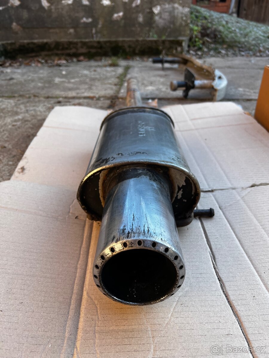 Koncový tlumič výfuku Remus - 4