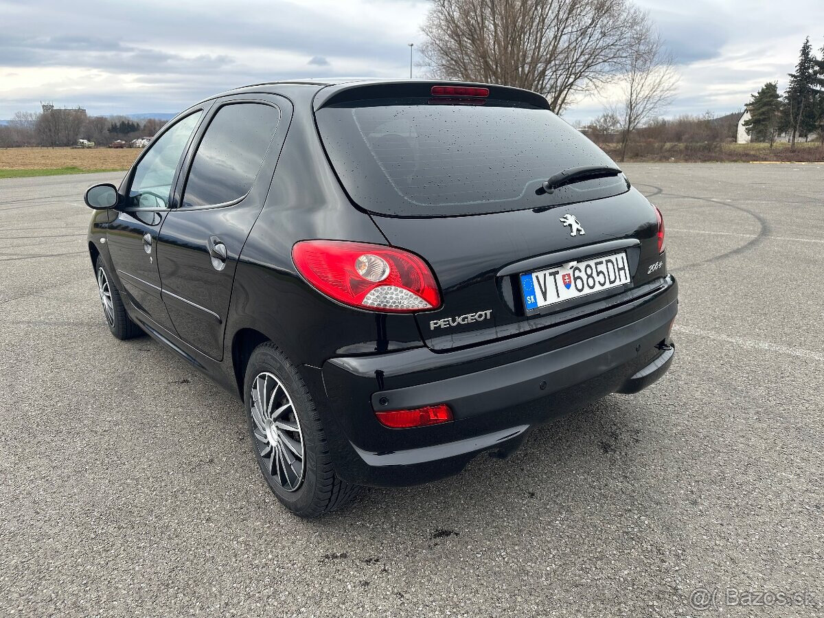 Peugeot 206+ - 4