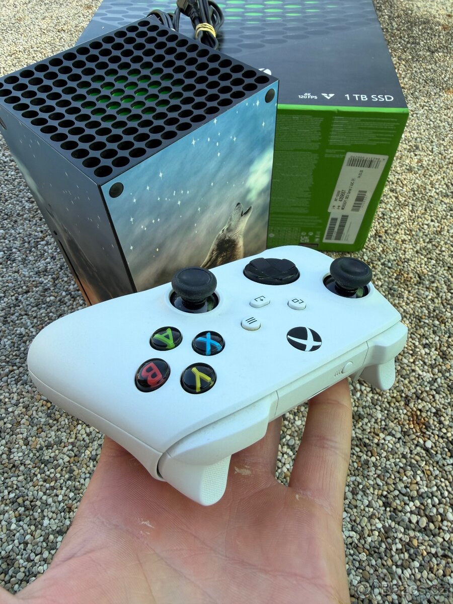 Xbox Series X - 4