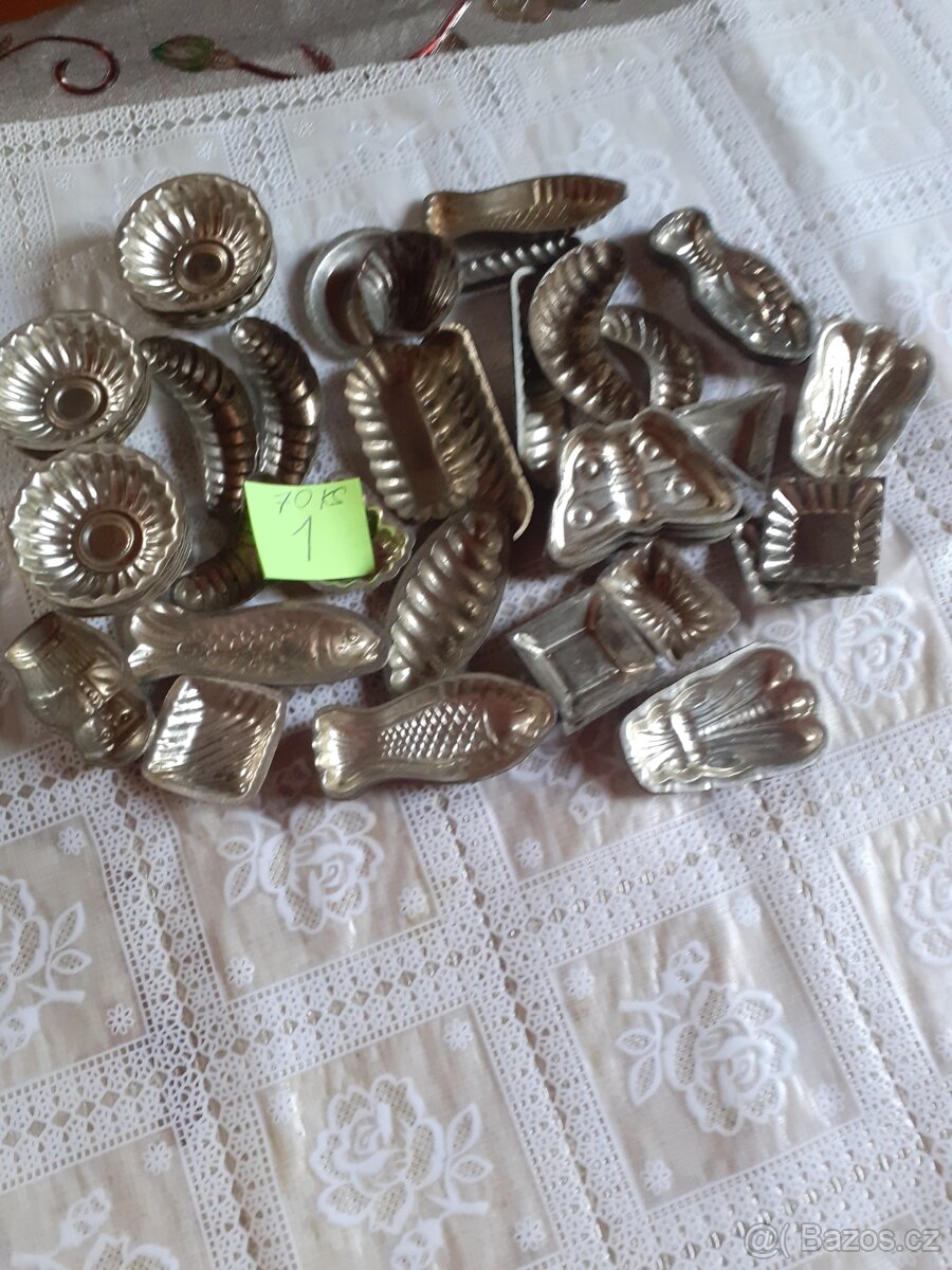 Retro formičky na cukroví, trubičky na kremrole ,na ořech - 4