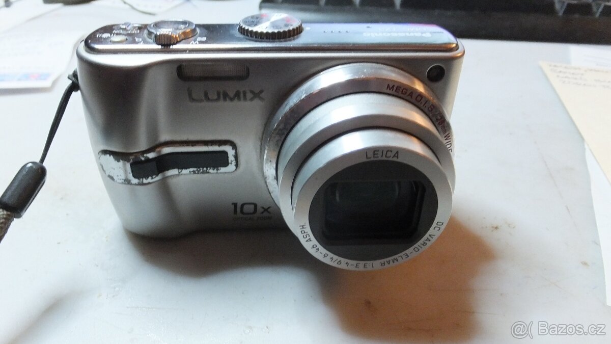 PANASONIC (LUMIX) - 4
