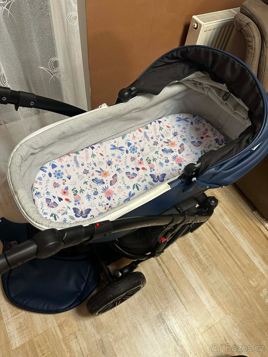 Kočárek Riko - 4