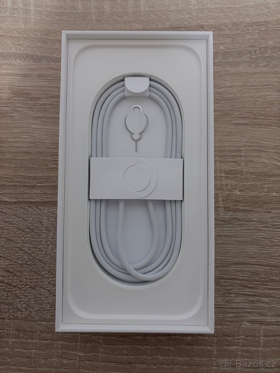 iPhone 16 Pro Max, Black Titanium, 512GB - 4