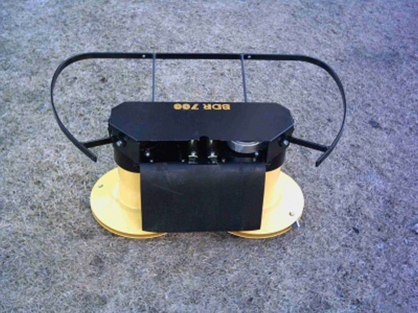 Žací ústrojí - sekačka bdr 700 motor jikov - 4