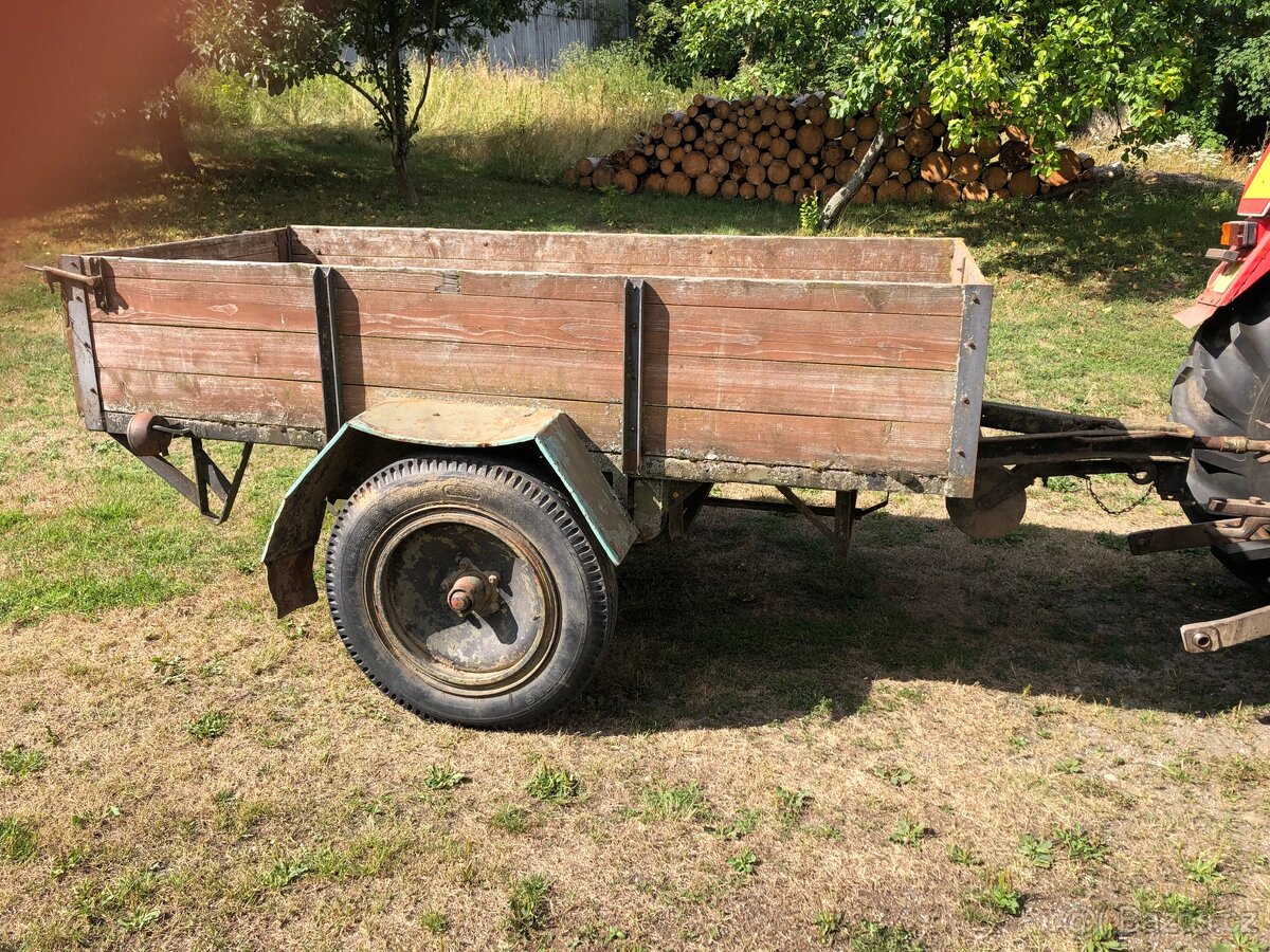 Dvoukolový vlek za traktor - 4