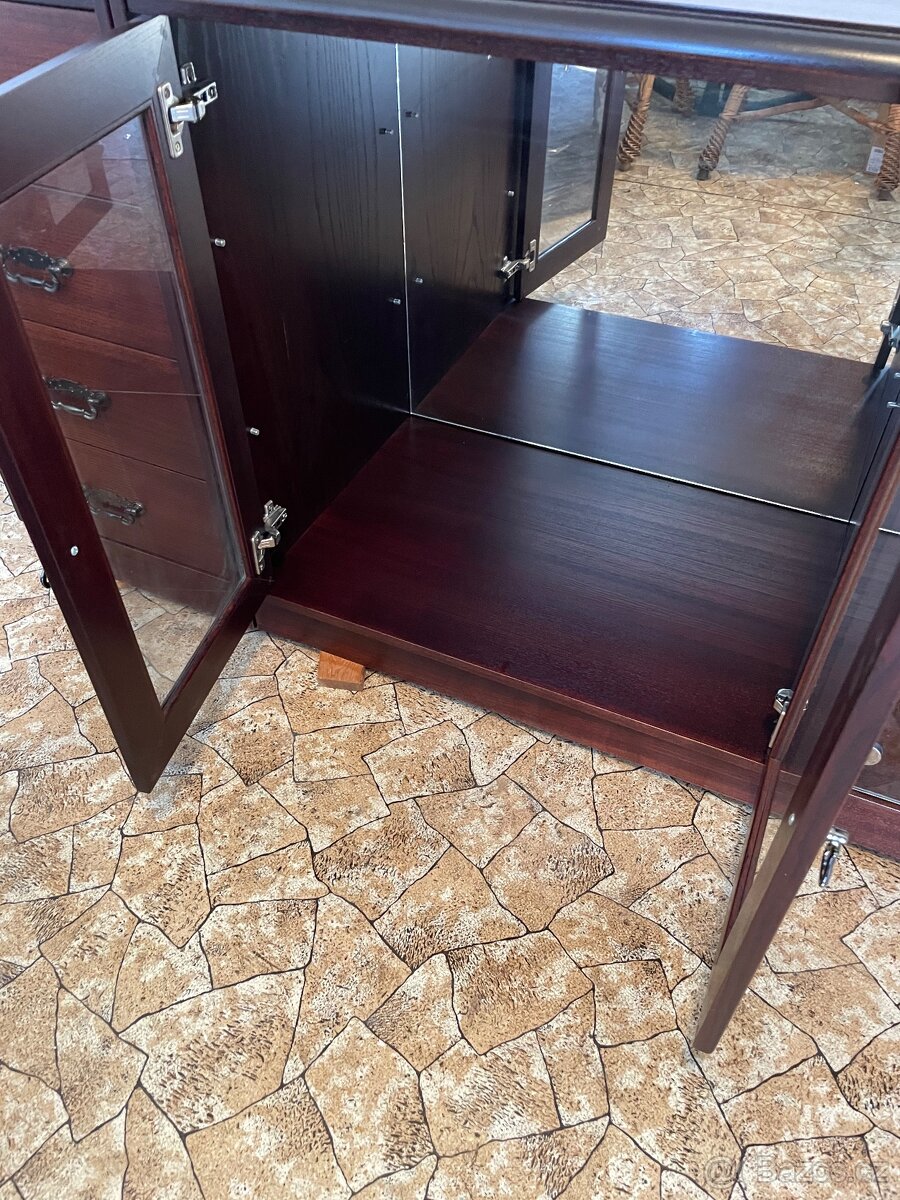 Komoda vyrobena na zakázku - 4