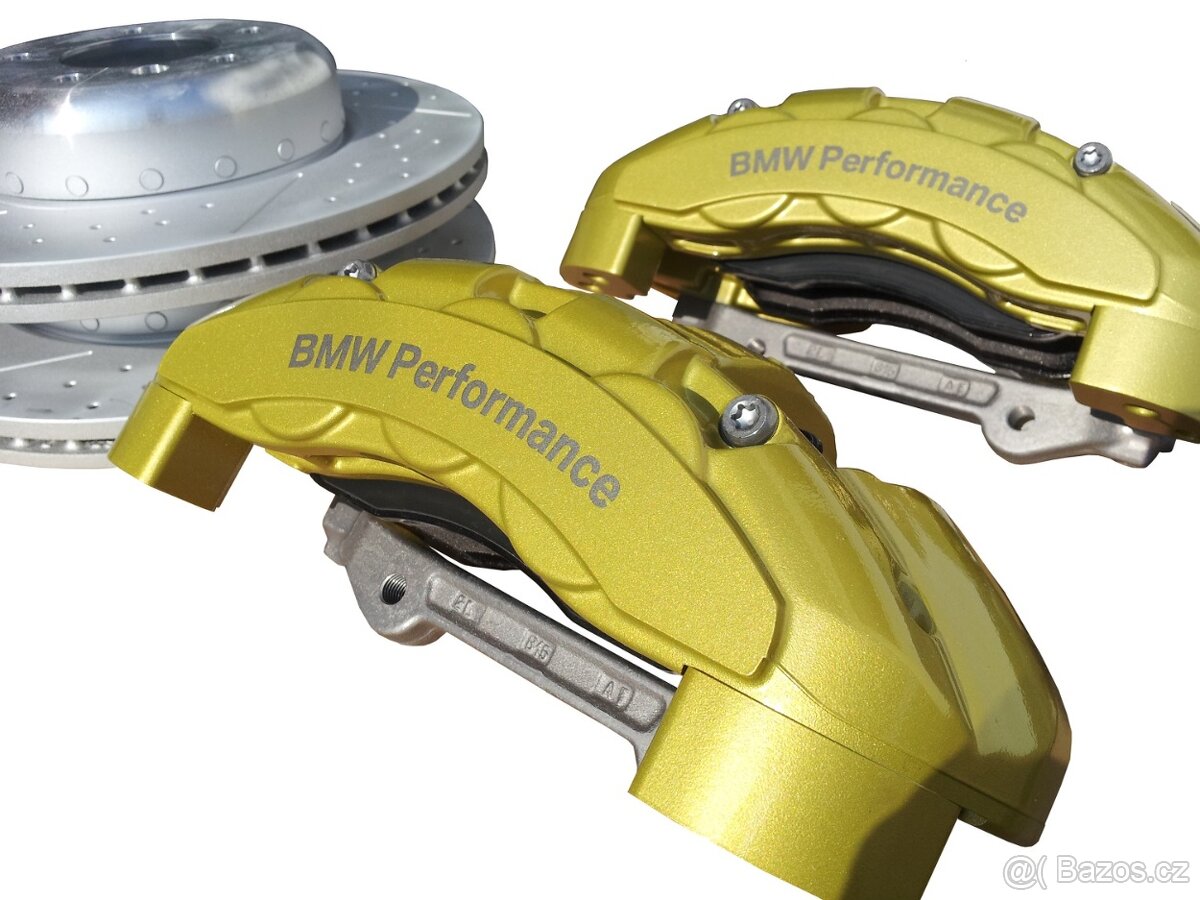 Adaptéry pro brzdiče E82 135i a BMW Performance - 4
