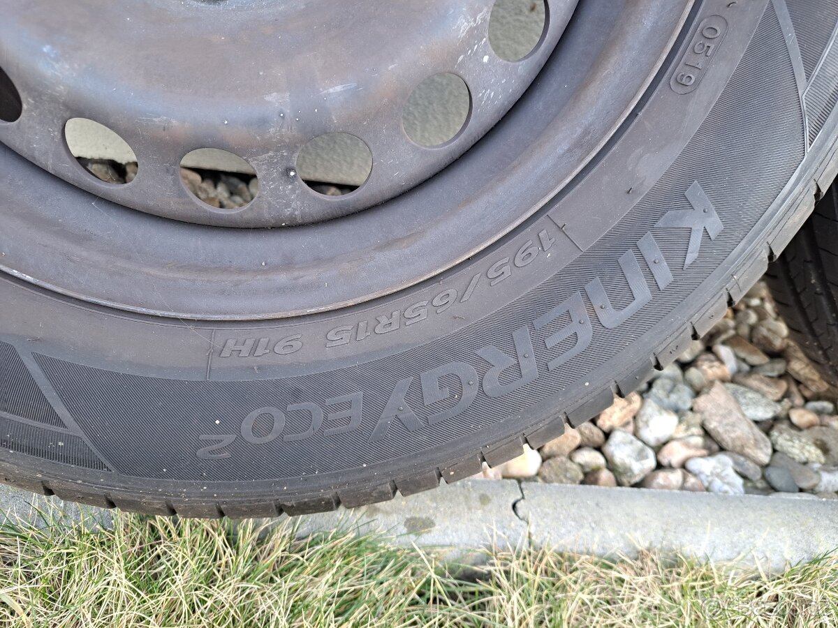 letní sada R15 s roztečí 5x112 - 4