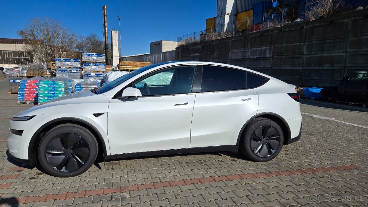 Tesla Y Premium Long Range s pohonem všech kol - 4