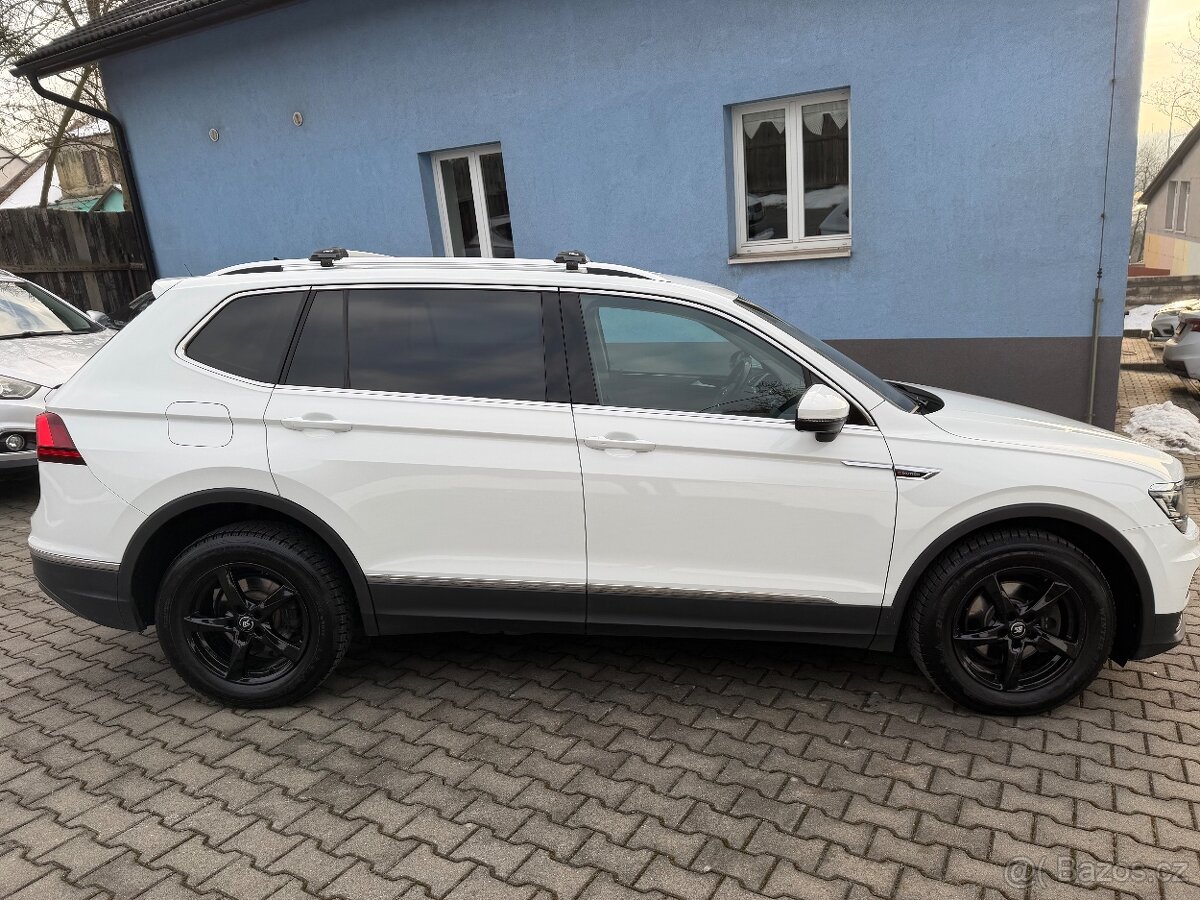 VW TIGUAN ALLSPACE 2,0TDi HIGHLINE 7DSG 4MOTION 110Kw - 4