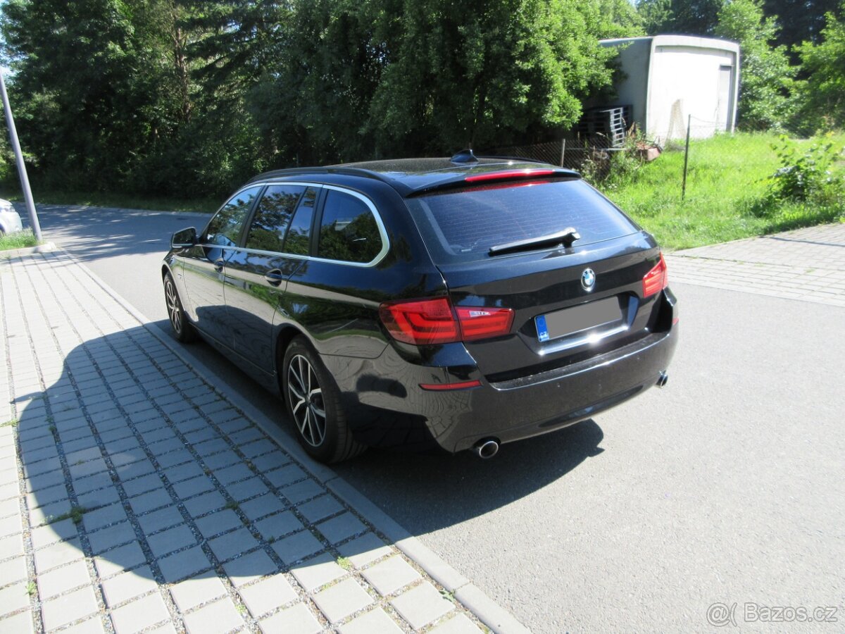 BMW 535d xDrive, Panorama, Navi, Kůže - 4
