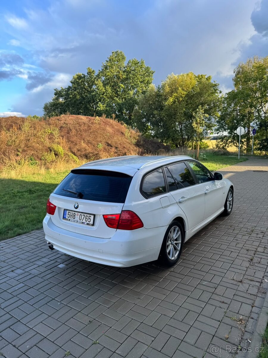 Bmw E91 318d Top stav - 4