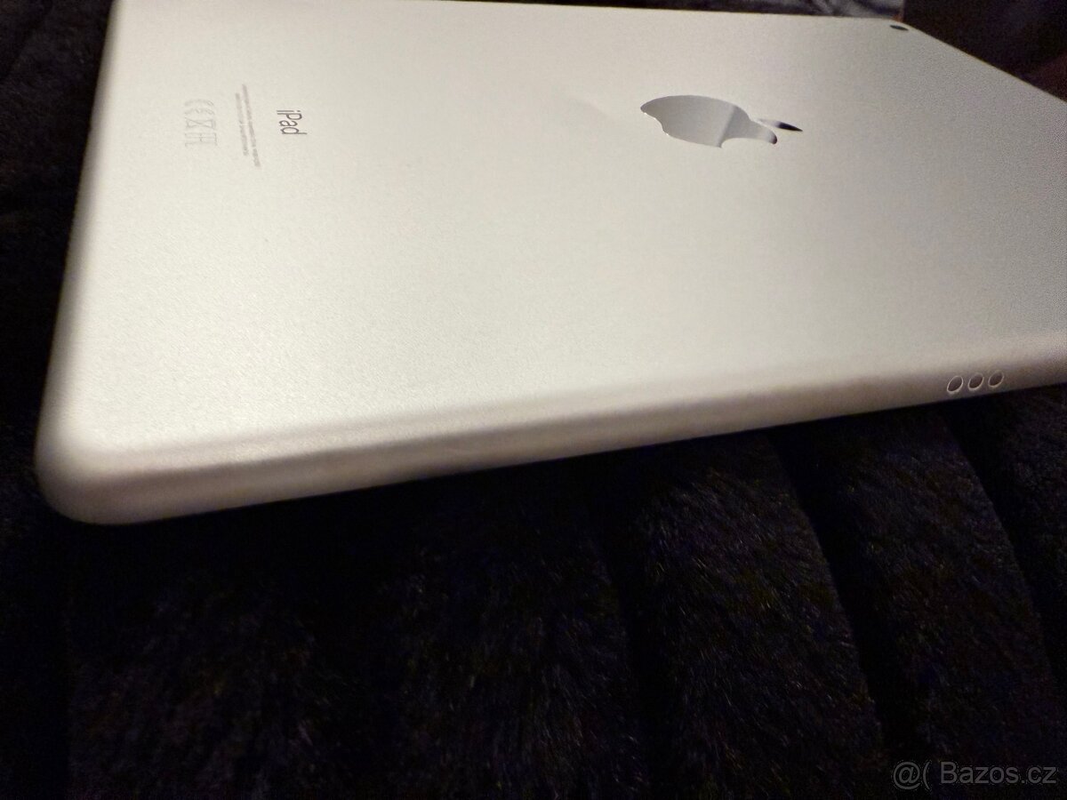 Apple iPad 10,2″ (2019, A2197, 7. generace) – 32 GB – Wi-Fi - 4