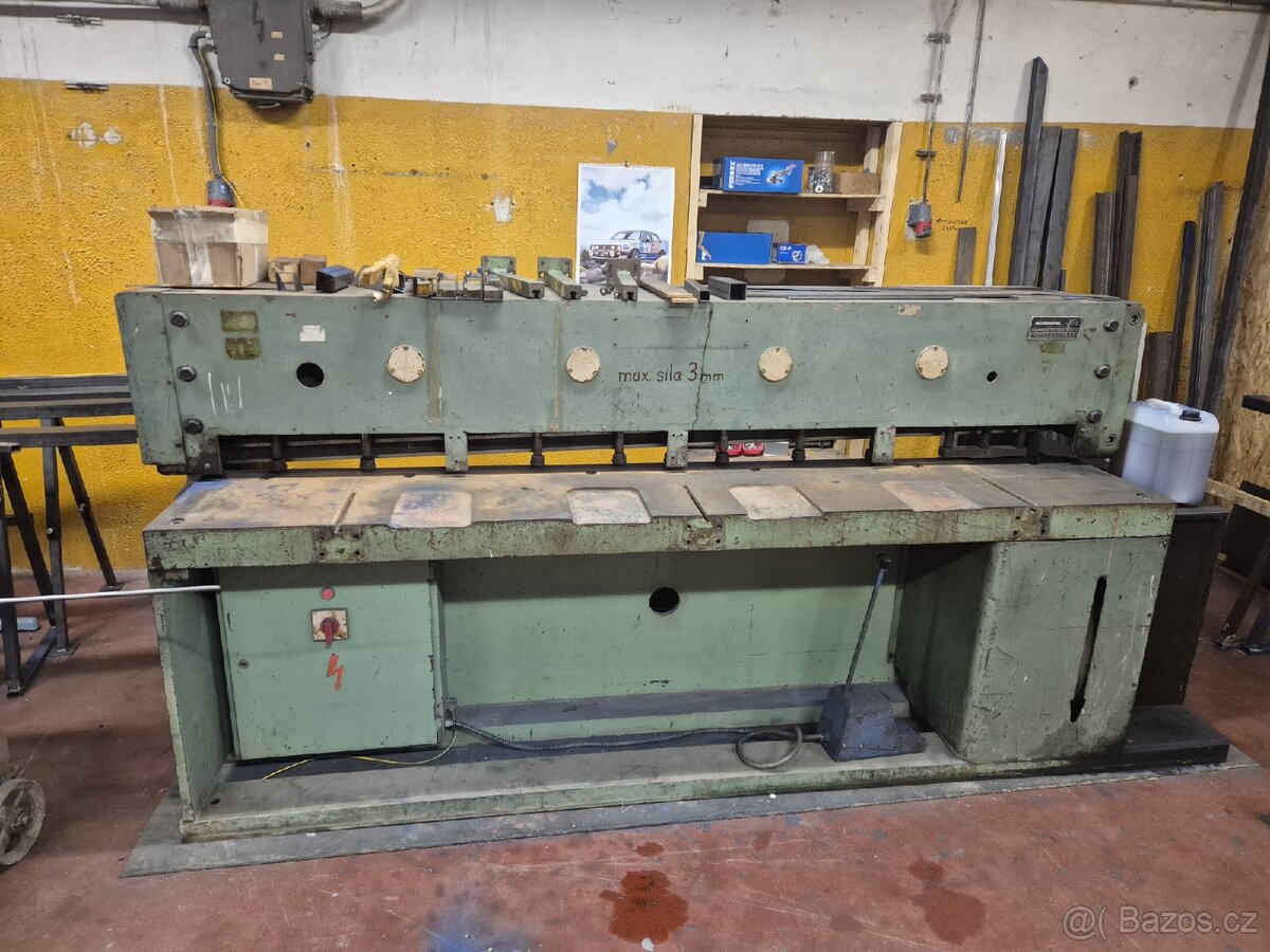 Prodám strojni padací nůžky 2,5m - 4