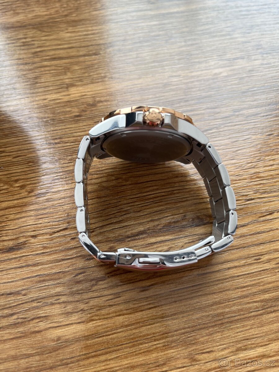 Prodám Hodinky Swiss Military - 4