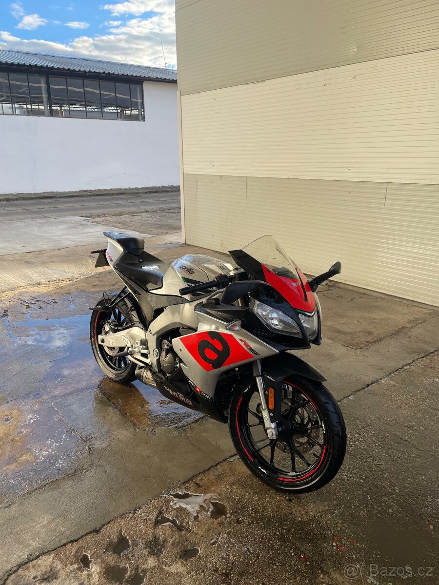 Aprilia rs4 2017 - 4