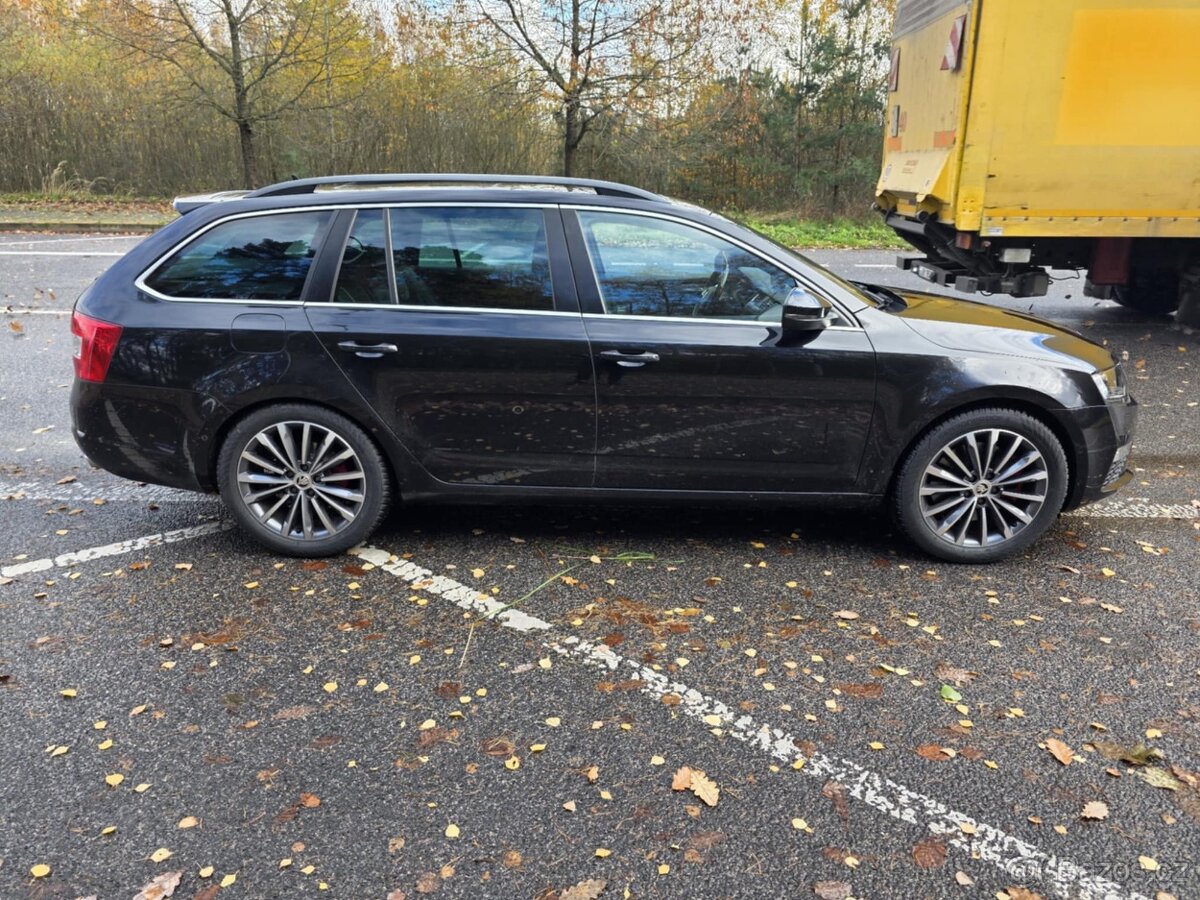 Škoda Octavia 3,2.0 TSI,RS - 4
