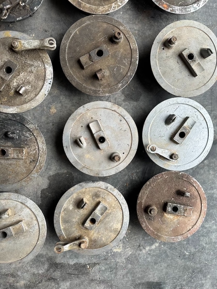 Predám brzdový štít JAWA ČZ 125 175 250 - 4