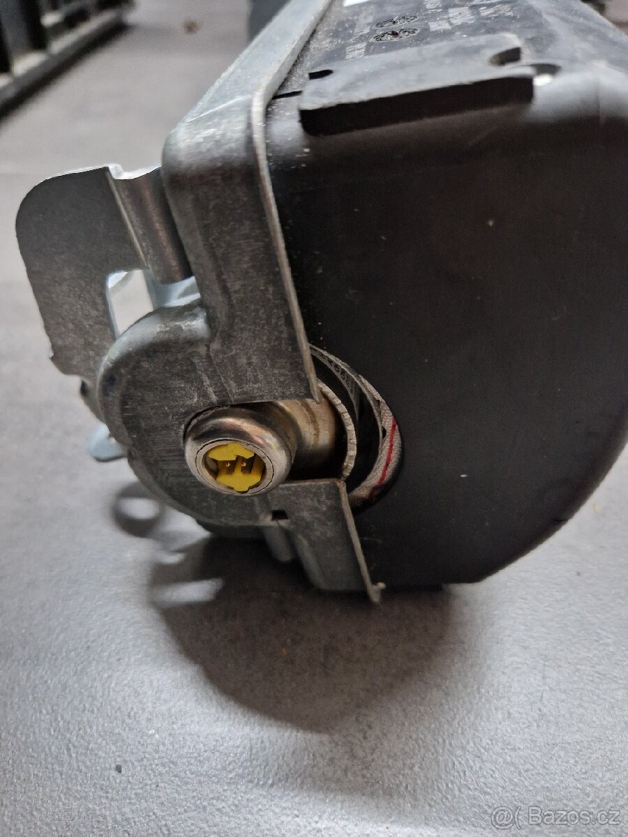 Airbag spolujezdce Mercedes-Benz E W211 (2004) - 4