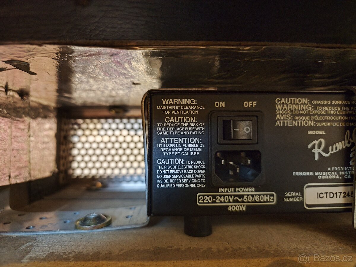 Prodám basové kombo FENDER RUMBLE 200W - 4