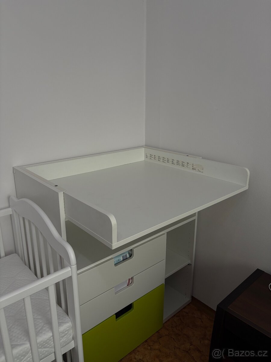 Dětská postýlka + přebalovací pult (komoda) – spěchá - 4