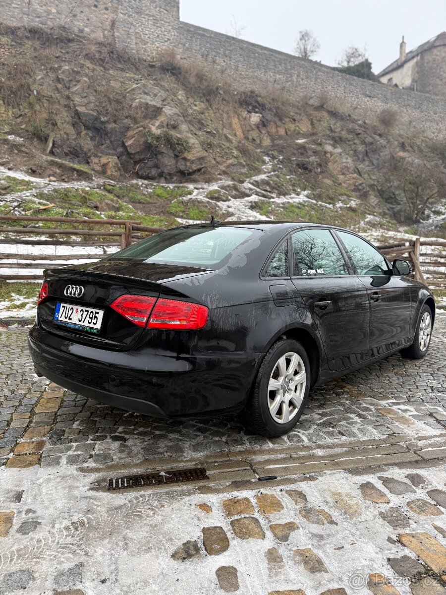 Audi A4 B8 2.0 TDi 125kw quattro - 4