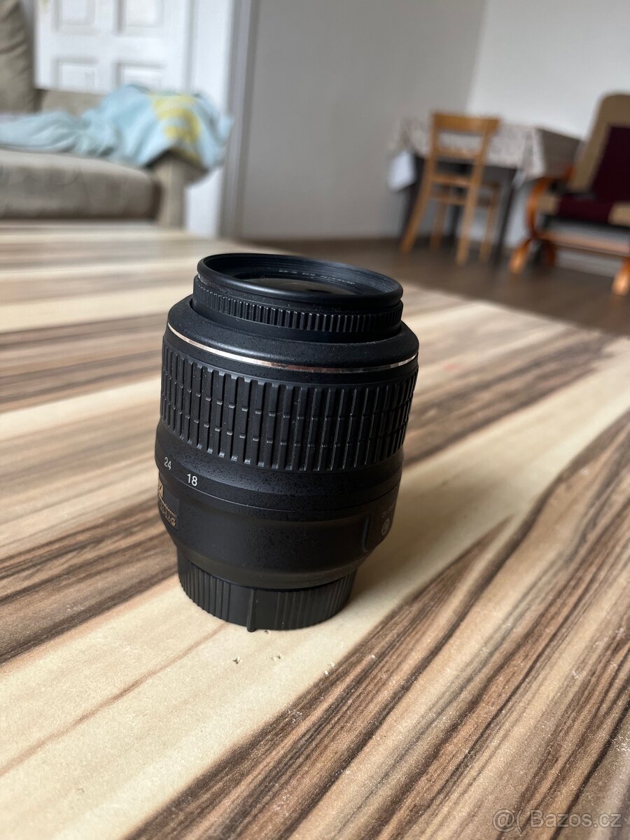 Objektiv Nikon - 4