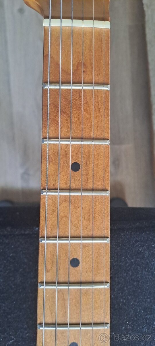 Kytara Mooer GTRS - 4
