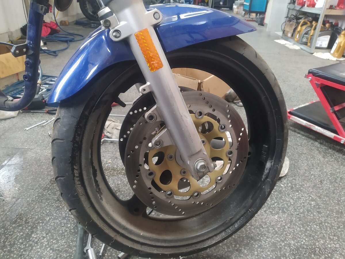 Suzuki Bandit - 4
