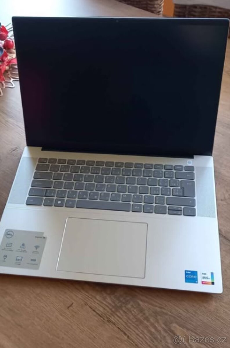 Dell Notebook - 4