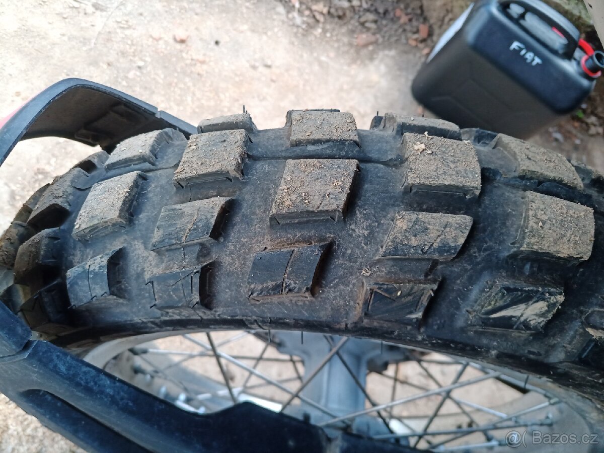 Pneu Michelin Anakee 130/80/17 - 4