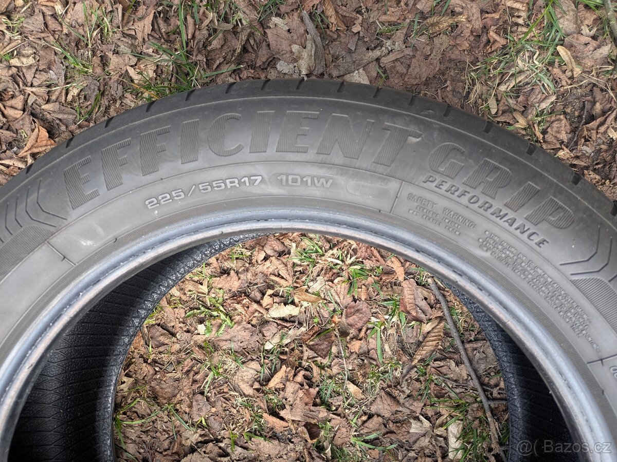 Sada 225/55 R17 letní pneu - 4