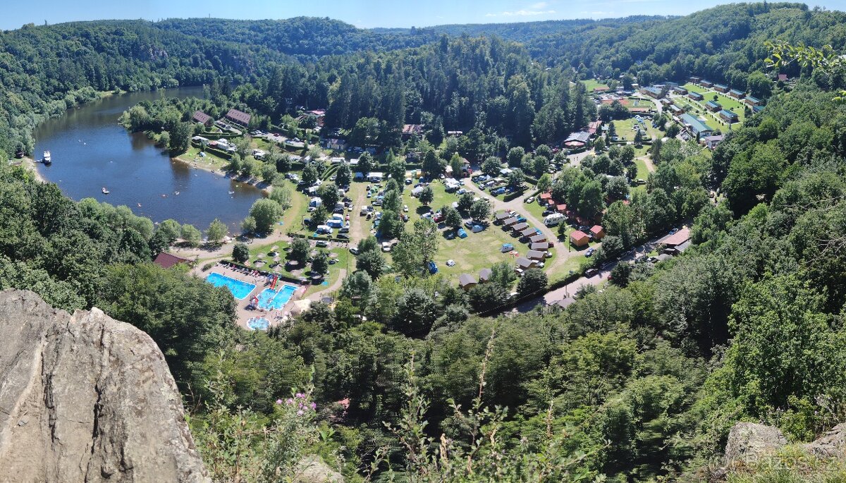 ubytování na Vranově -Chatky-Bítov + BAR, pizzerie, vinotéka - 4