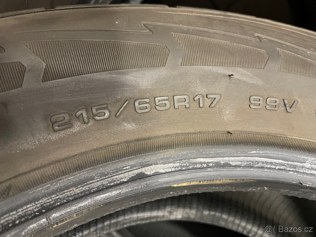 Goodyear Ultragrip Performence 215/65 R17 99V 4Ks zimní - 4