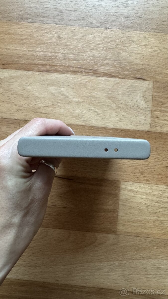 Nový zadní kryt na Samsung Galaxy S24 Ultra - 4