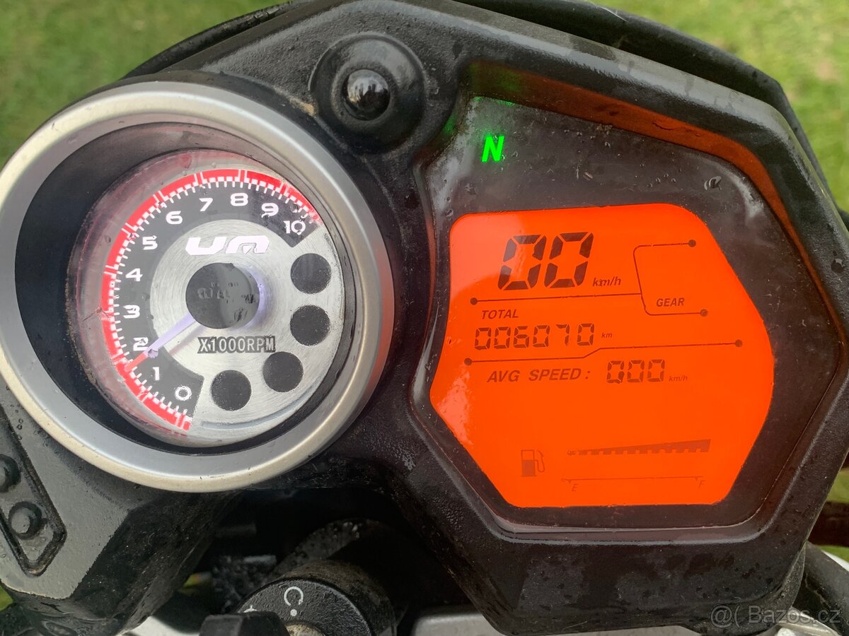 Um Xtreet 125 - 4