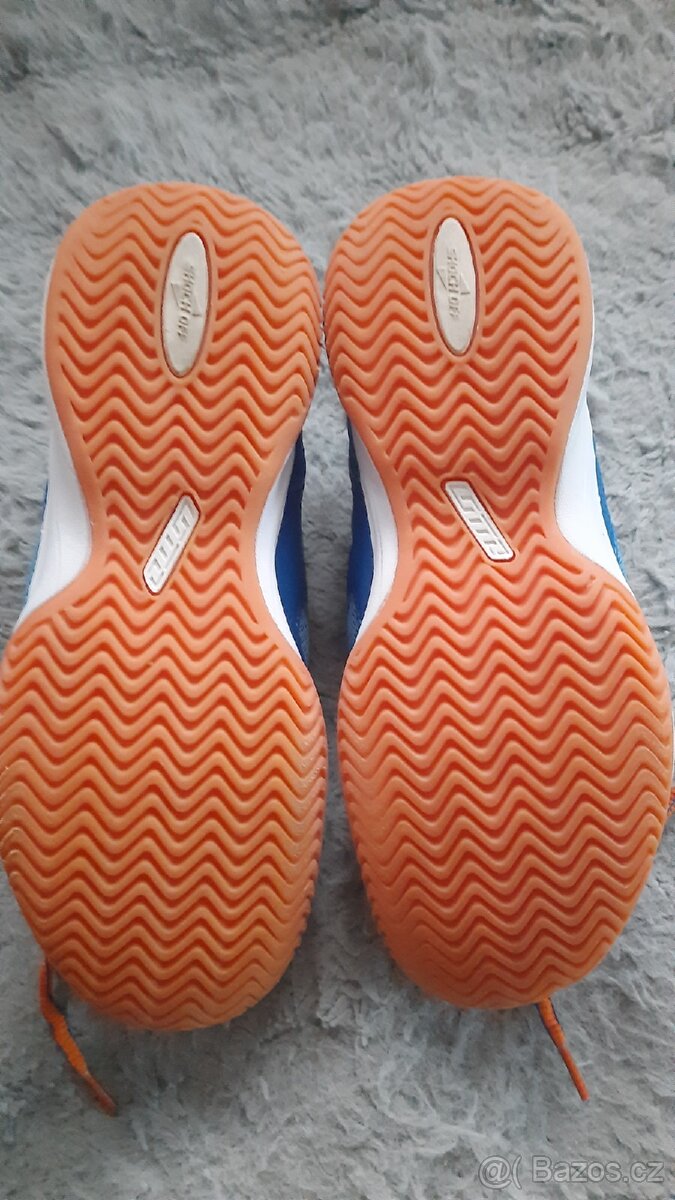 Sálové tenisky boty zn. Lotto vel. 39 - 4