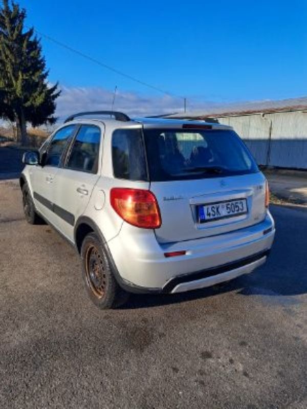 Suzuki SX4 1.6 4WD 88kW benzín 2014 - 4