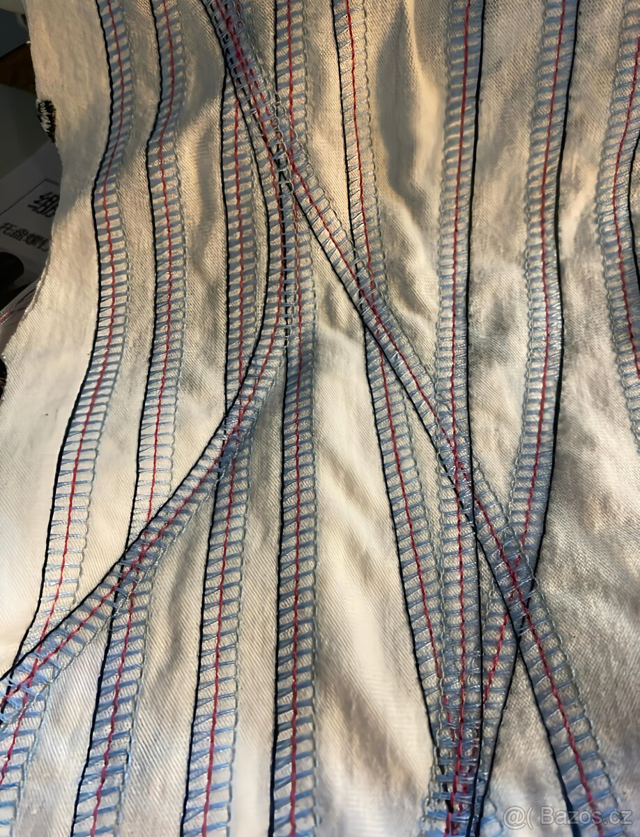 Průmyslový coverlock Jack W4-D-01GBX356 - 4