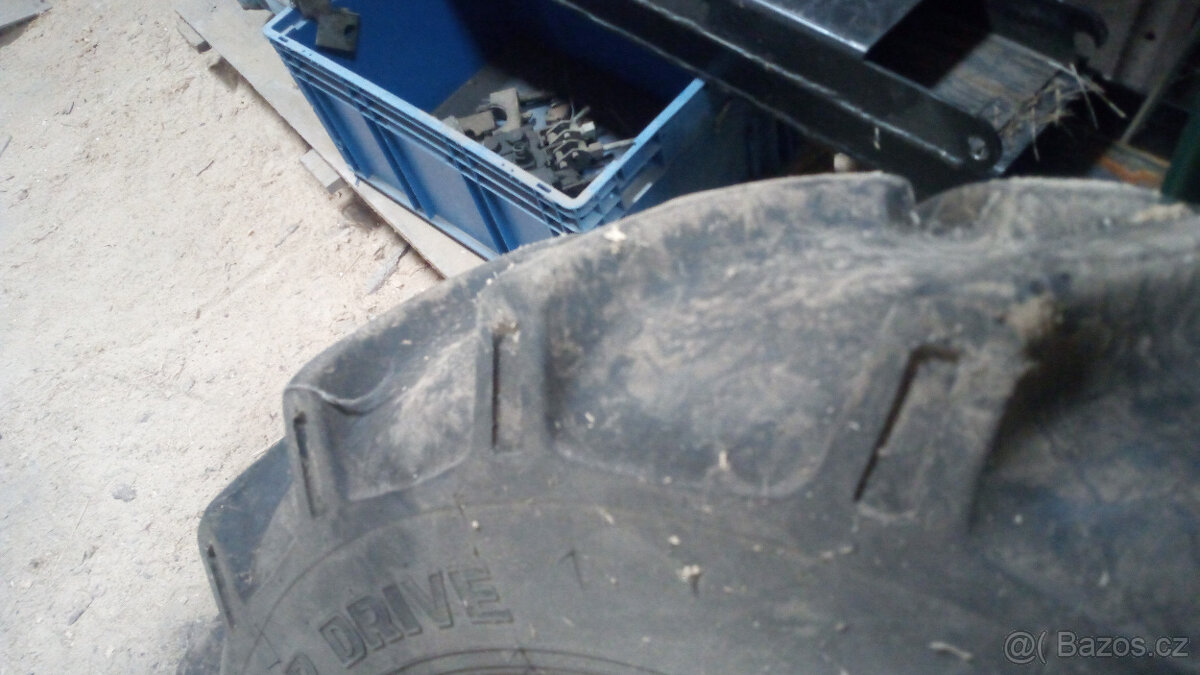 Přední pneu Zetor Mitas 9,5 - 24 - 4