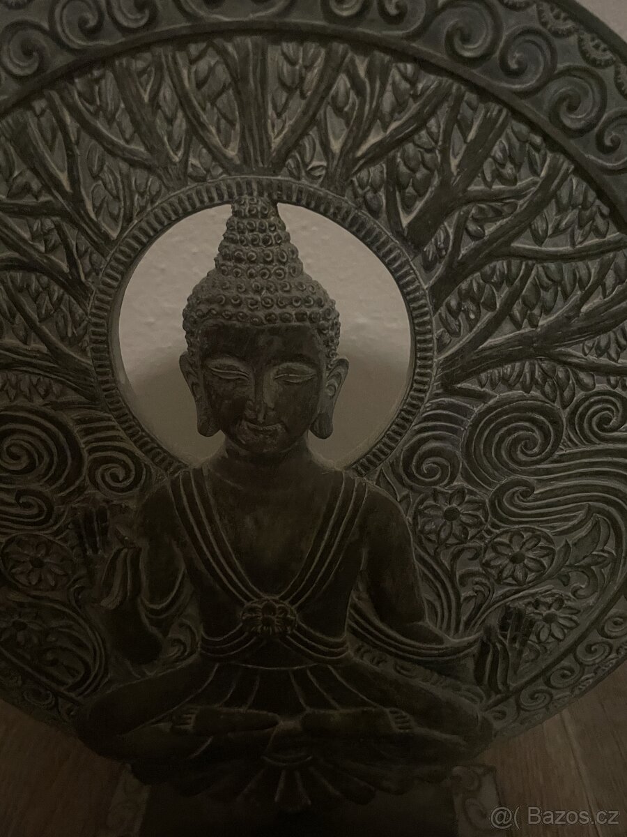 Svícen Budha - 4