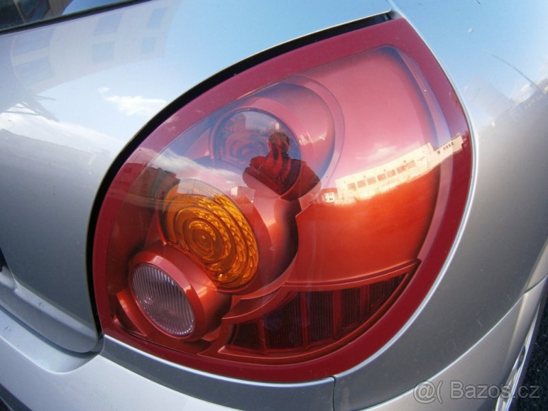 NISSAN ALMERA N16 hatchback (2003-2007) ===ZADNÍ SVĚTLA=== - 4