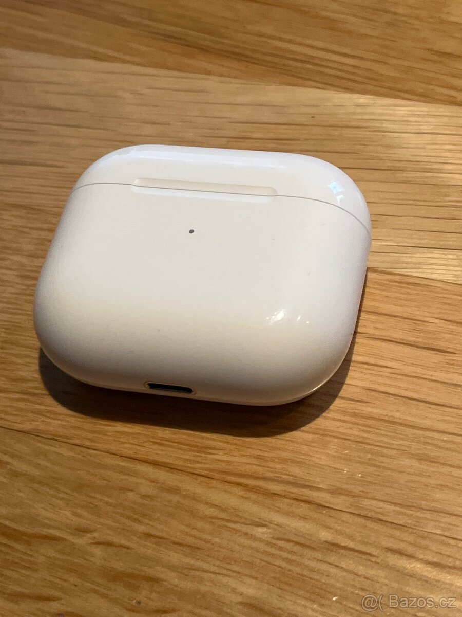 AirPods 3 generace - 4