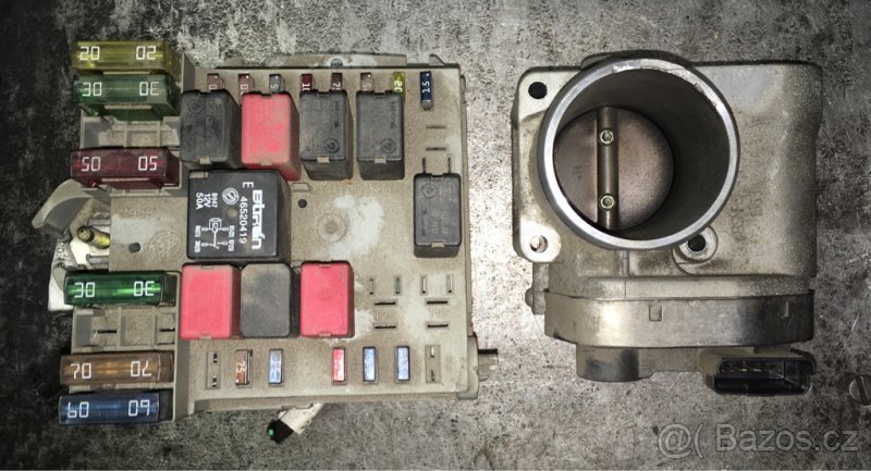 Fiat Stilo 1.6i 16v 77kW - několik dílů - 4