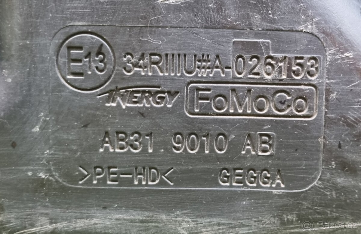 Palivová nádrž Ford Ranger 2014 - 4